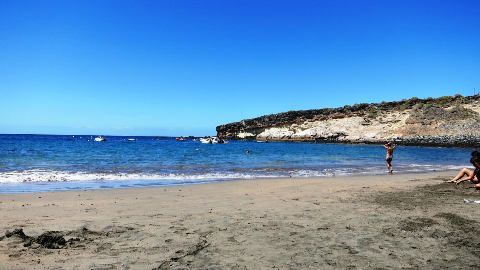 Blue Bay Paradise - Beach Front Apartment With Sea View Playa Paraiso  Extérieur photo