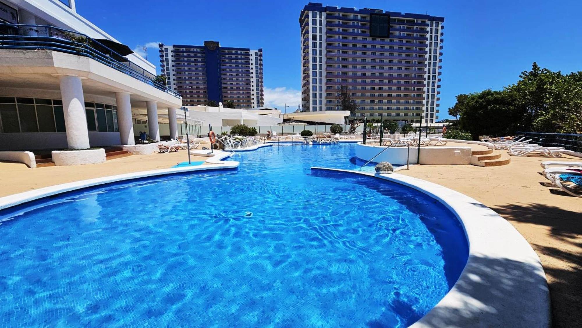 Blue Bay Paradise - Beach Front Apartment With Sea View Playa Paraiso  Extérieur photo