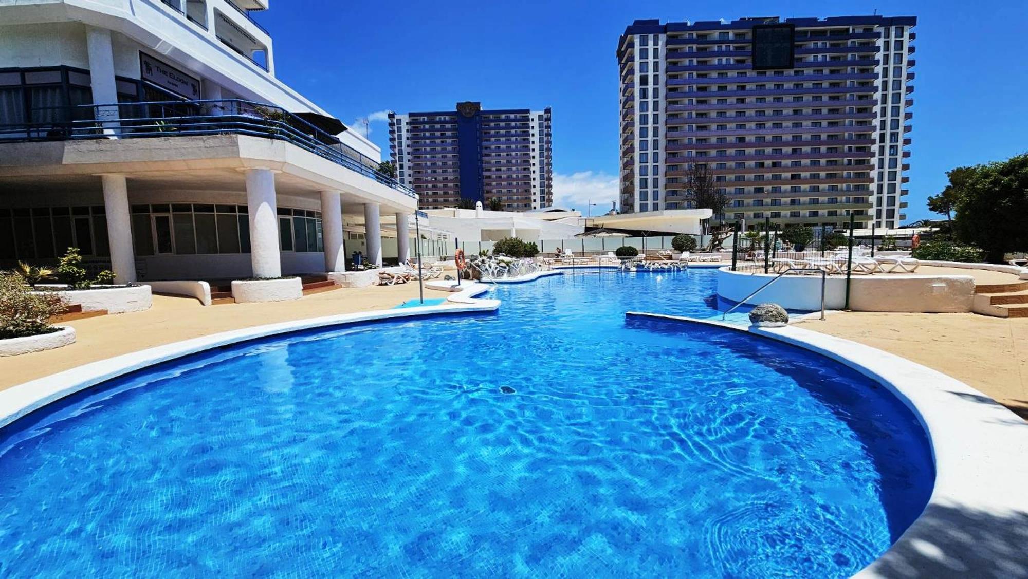 Blue Bay Paradise - Beach Front Apartment With Sea View Playa Paraiso  Extérieur photo