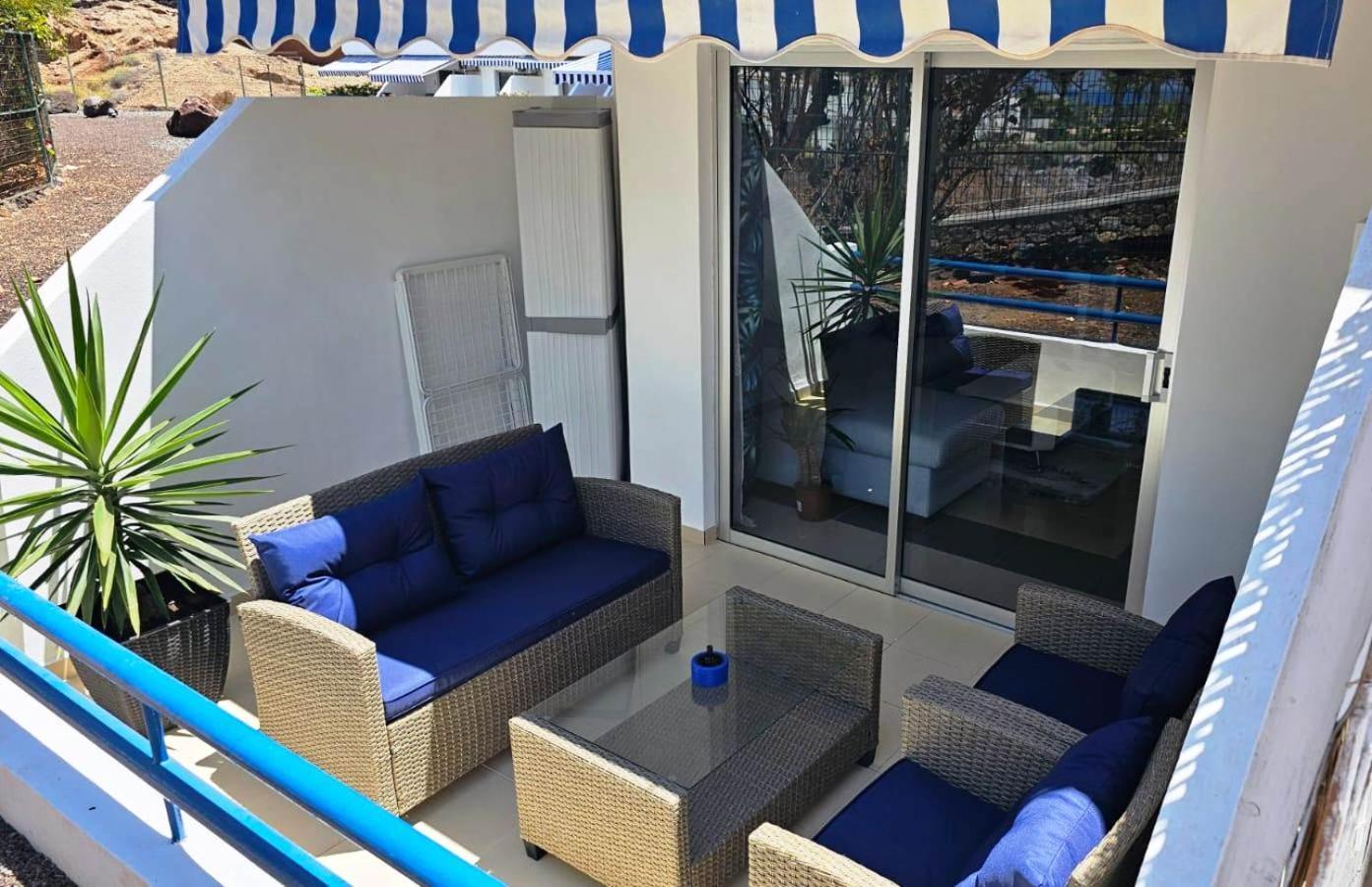 Blue Bay Paradise - Beach Front Apartment With Sea View Playa Paraiso  Extérieur photo