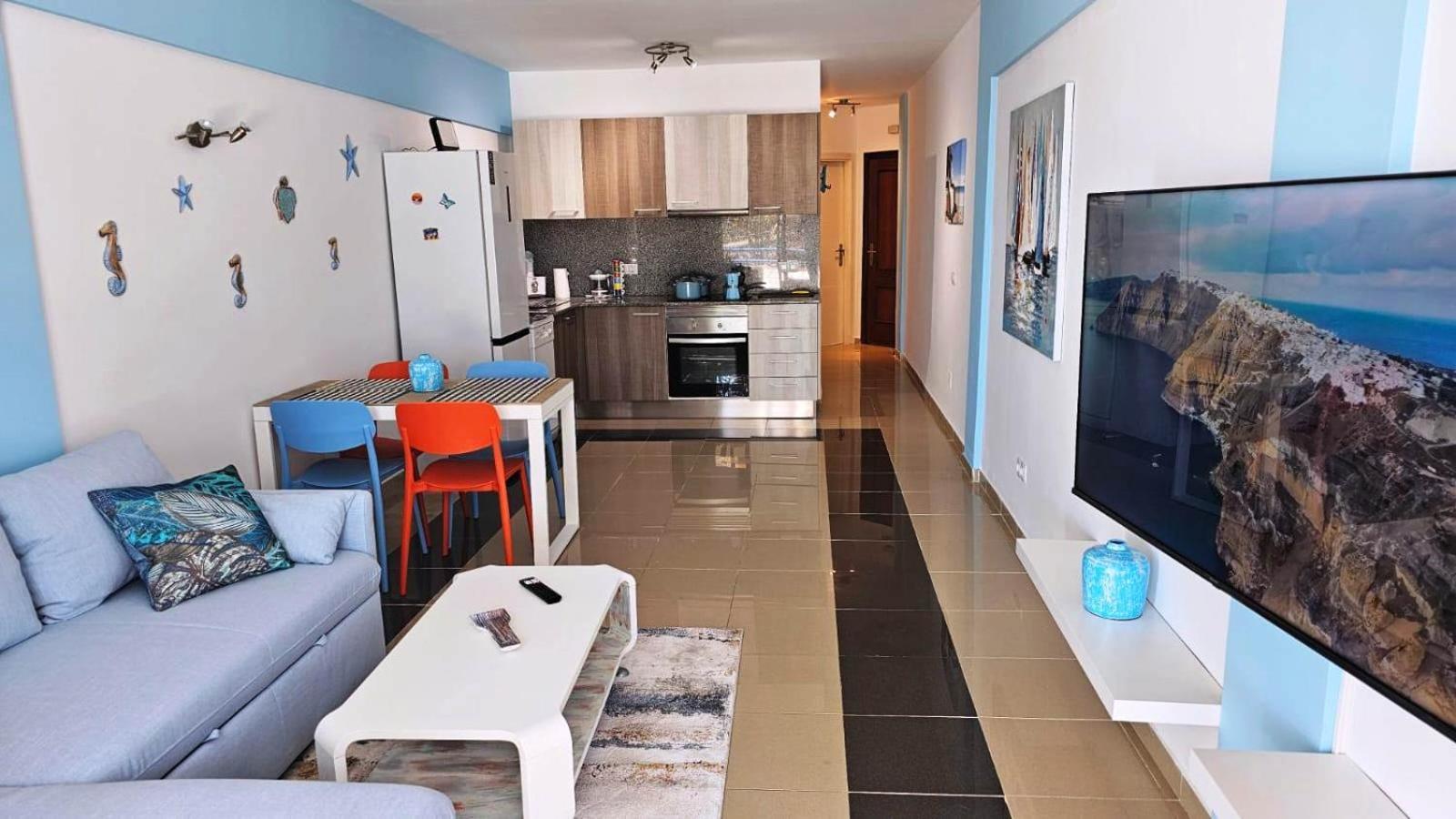 Blue Bay Paradise - Beach Front Apartment With Sea View Playa Paraiso  Extérieur photo