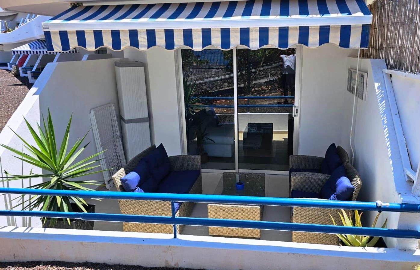 Blue Bay Paradise - Beach Front Apartment With Sea View Playa Paraiso  Extérieur photo